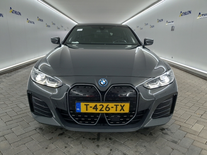 Photo 16 of BMW i4