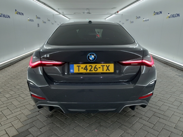 Photo 17 of BMW i4