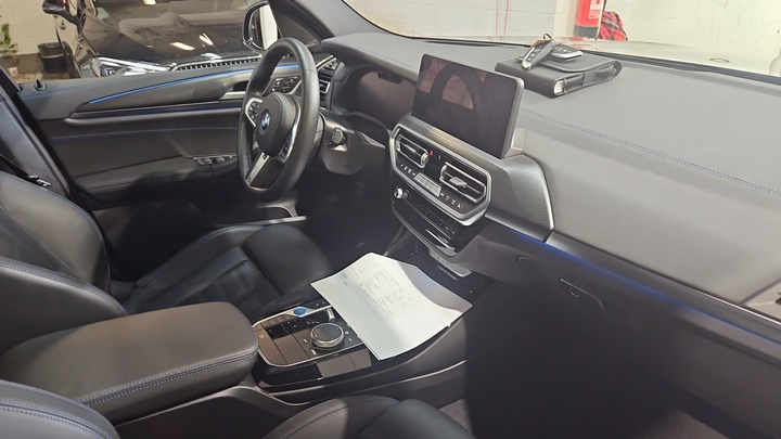 Foto 7 van BMW ix3