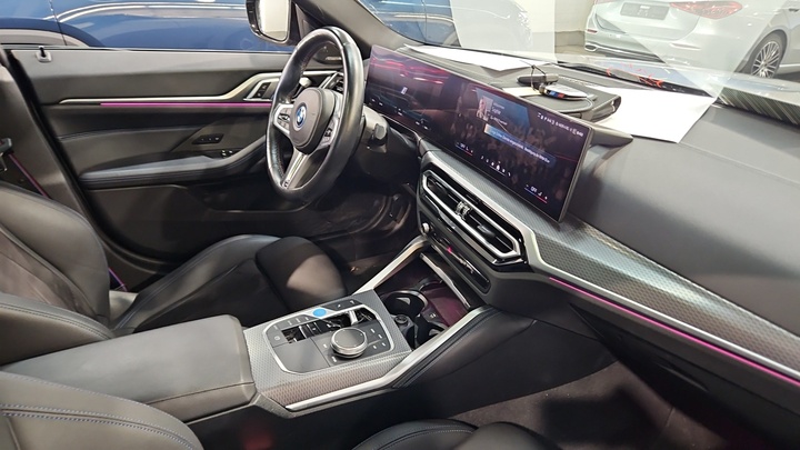 Foto 8 van BMW i4