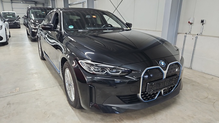 Foto 3 van BMW i4