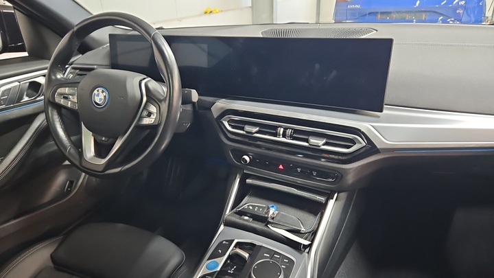Foto 7 van BMW i4