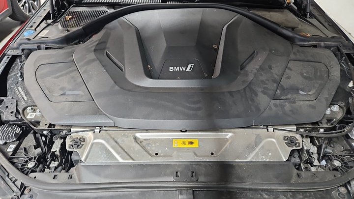 Foto 12 van BMW i4