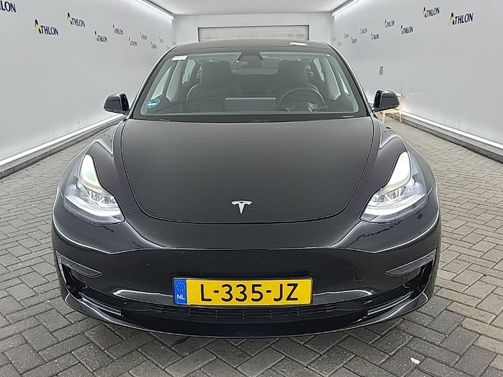 Foto 15 van Tesla Model 3