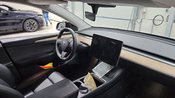 Foto 8 van Tesla Model Y