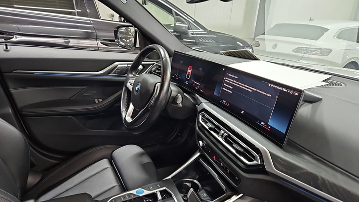 Foto 8 van BMW i4