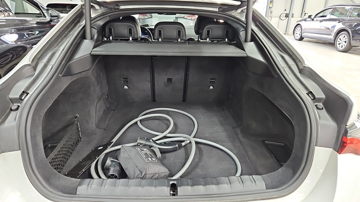Foto 9 van BMW i4