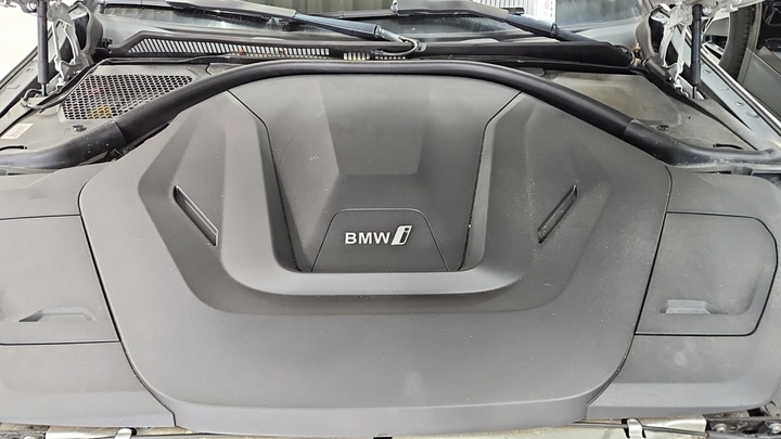 Foto 12 van BMW i4