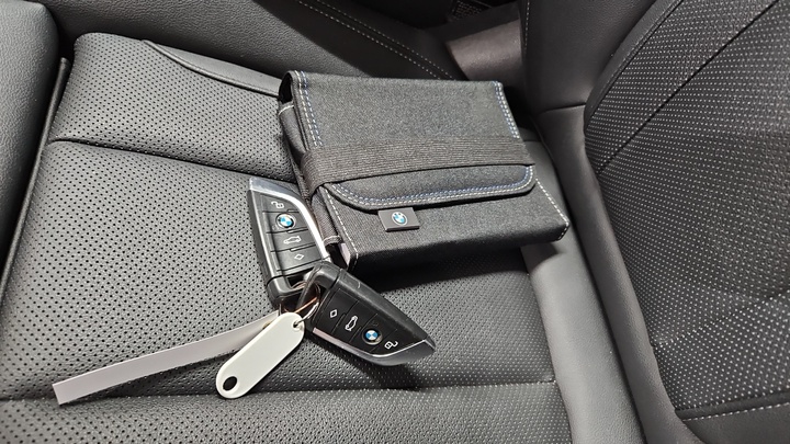 Foto 13 van BMW i4