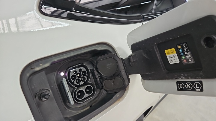 Foto 16 van BMW i4