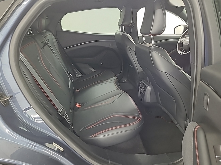 Foto 8 van Ford Mustang