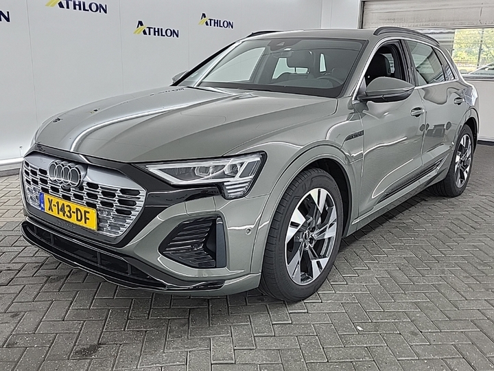 Foto 2 van Audi Q8