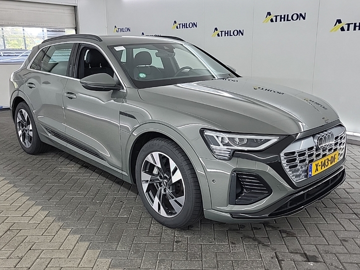 Foto 3 van Audi Q8