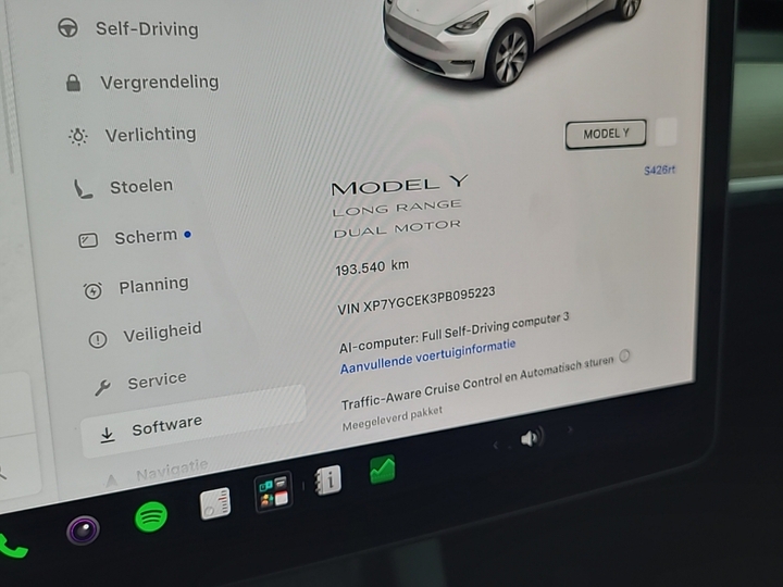 Foto 10 van Tesla Model Y