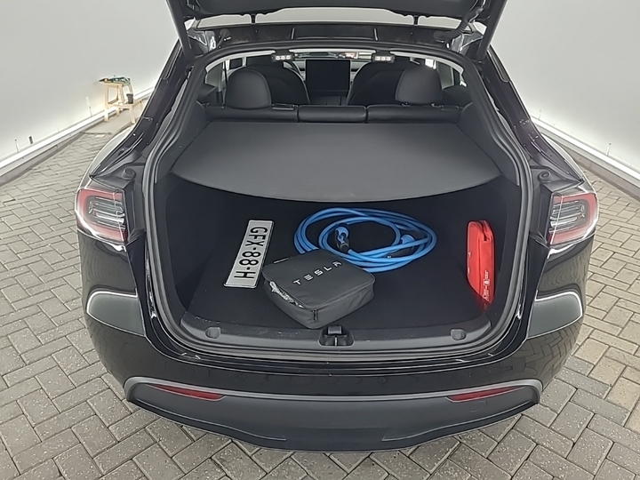 Foto 6 van Tesla Model Y