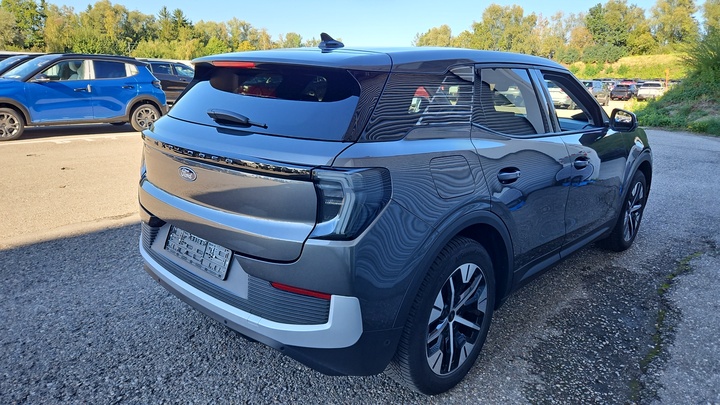 Foto 5 van Ford Explorer EV