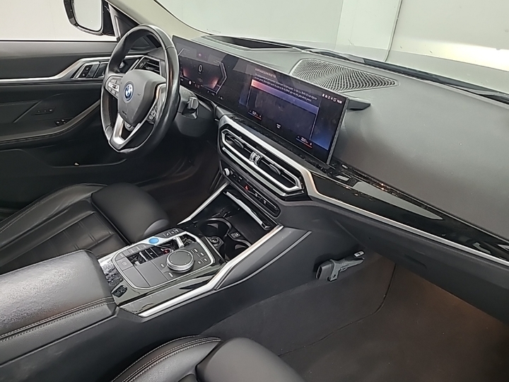Foto 6 van BMW i4