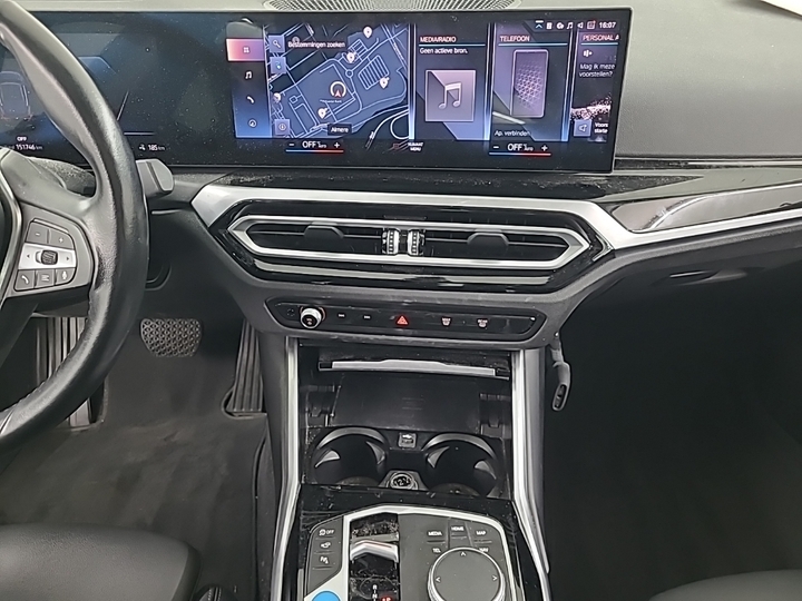 Foto 10 van BMW i4