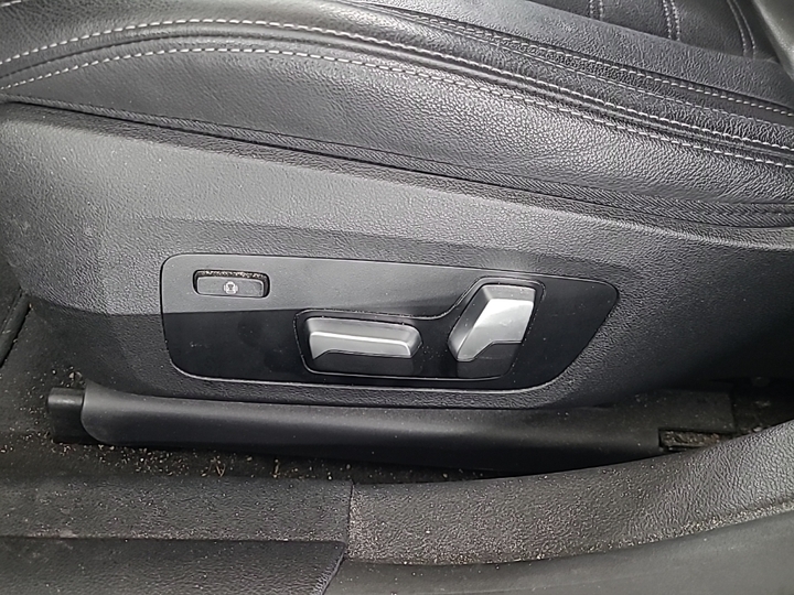 Foto 16 van BMW i4