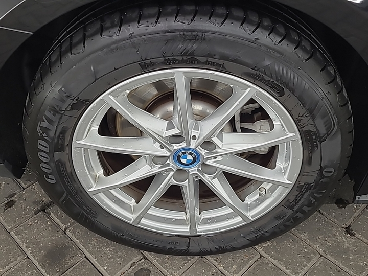 Foto 20 van BMW i4