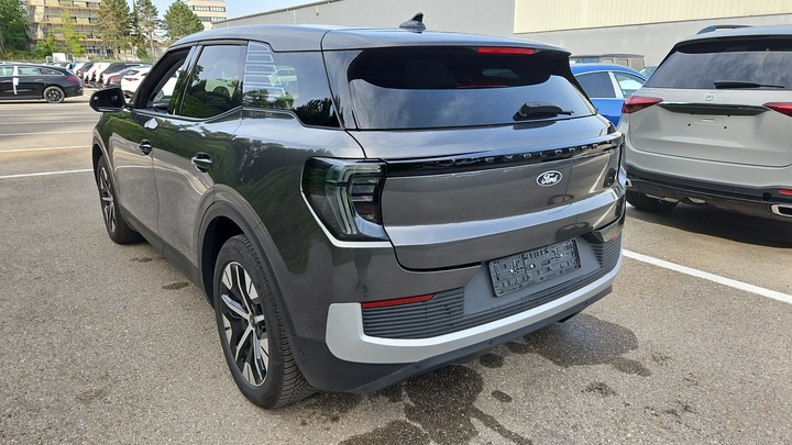 Foto 4 van Ford Explorer EV