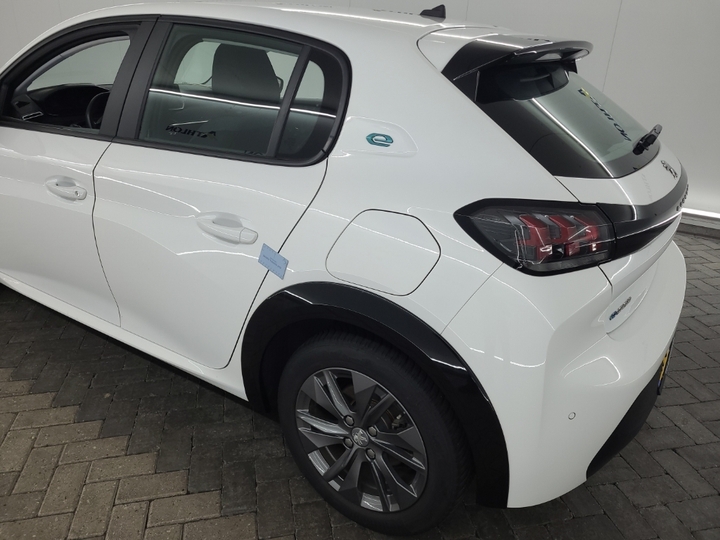 Foto 20 van Peugeot E-208