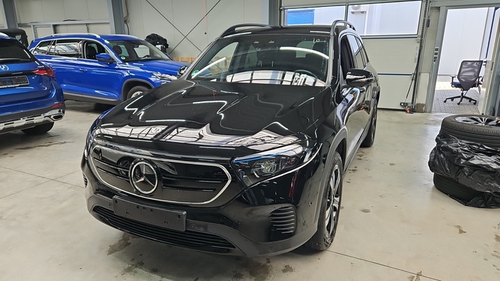 Foto 2 van Mercedes EQB