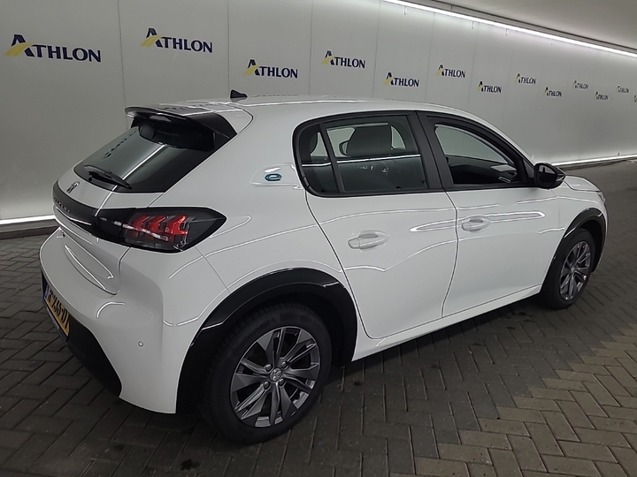Foto 4 van Peugeot E-208