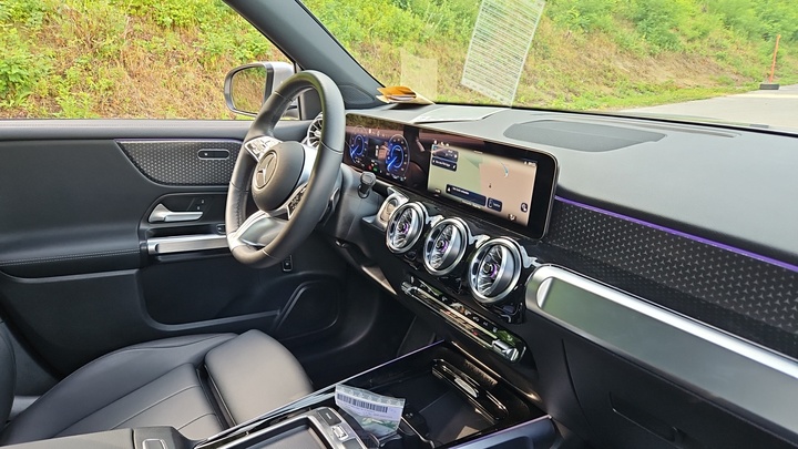 Foto 8 van Mercedes EQB