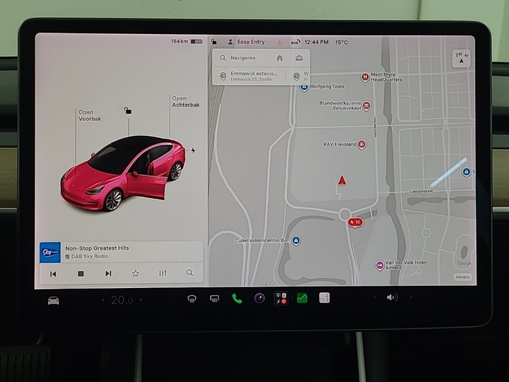 Foto 12 van Tesla Model 3