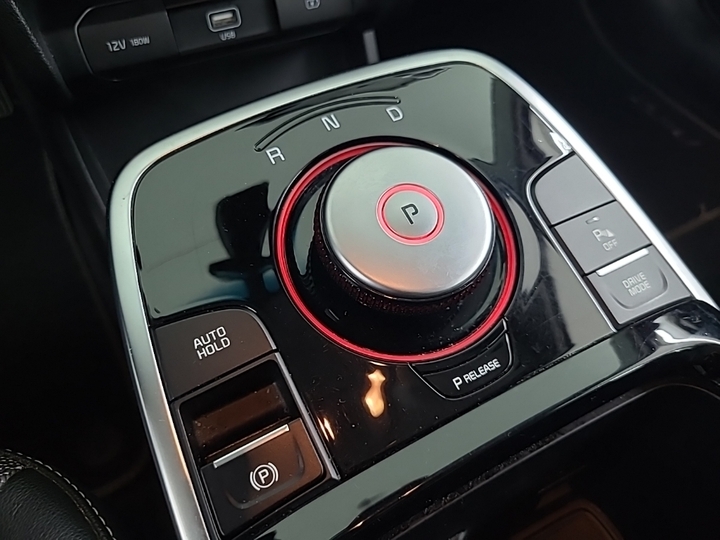Photo 12 of Kia Niro