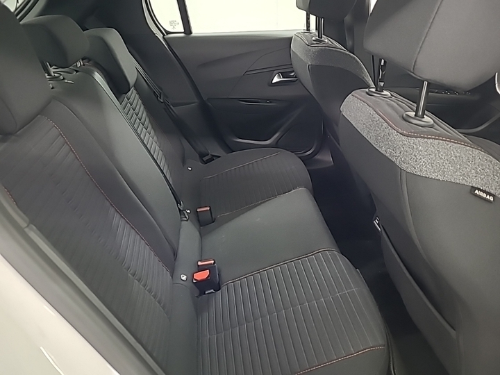 Foto 7 van Peugeot E-208