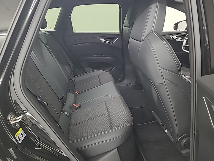 Foto 7 van Audi Q4 e-tron
