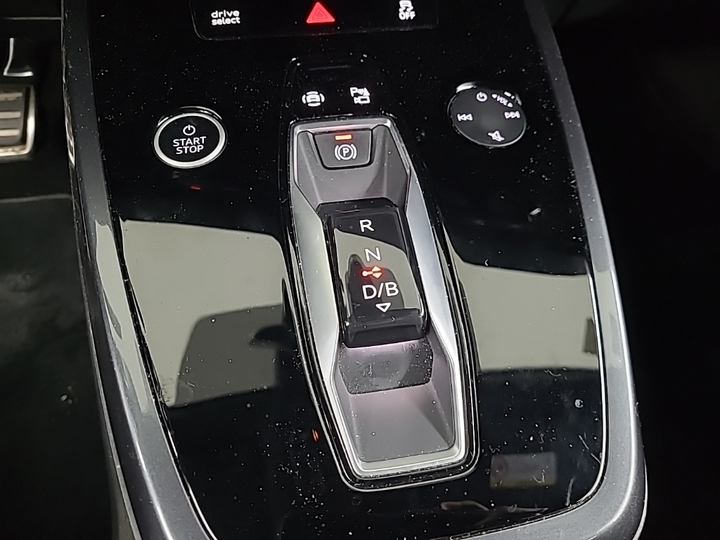 Foto 12 van Audi Q4 e-tron