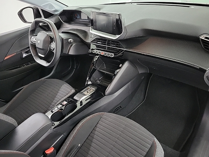 Foto 7 van Peugeot E-208