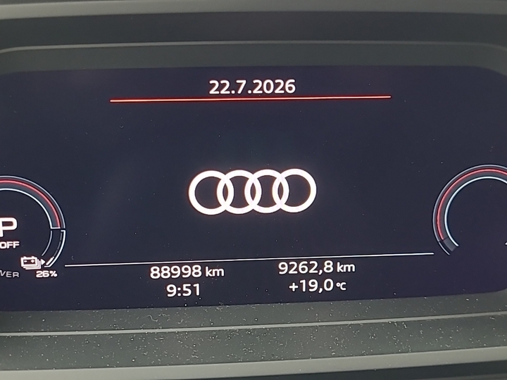 Foto 10 van Audi Q4 Sportback e-tron
