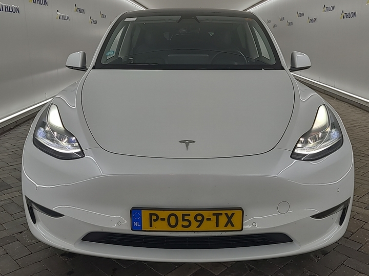 Foto 15 van Tesla Model Y