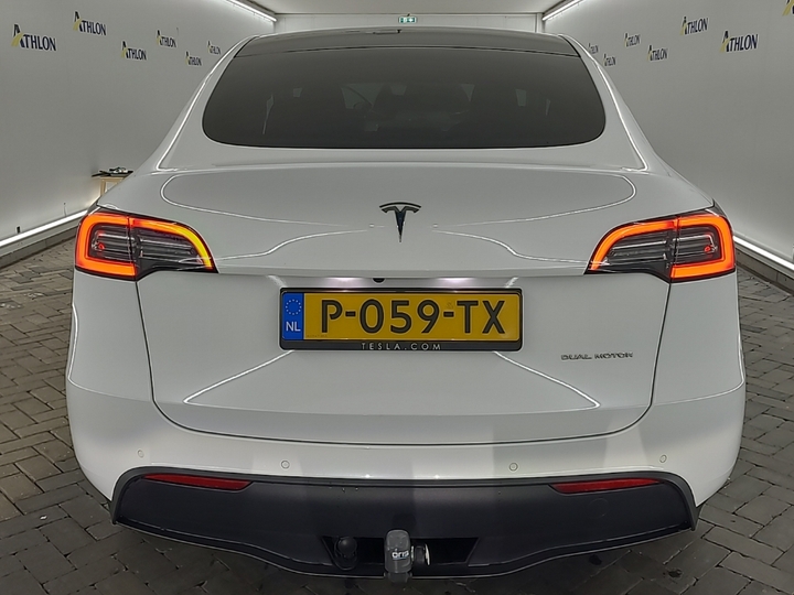 Foto 16 van Tesla Model Y