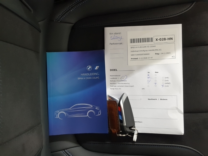 Photo 12 of BMW i4