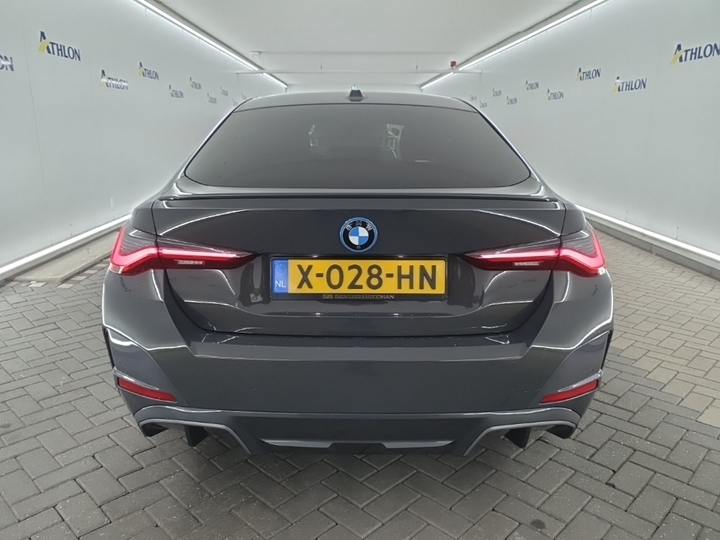 Photo 16 of BMW i4