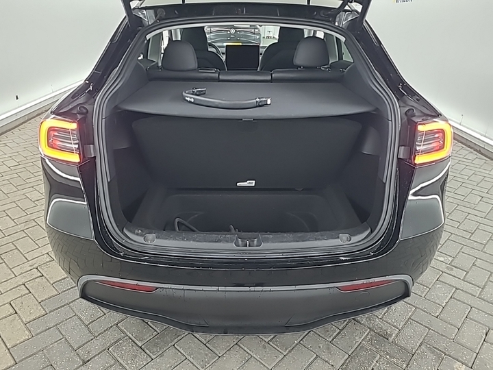 Foto 5 van Tesla Model Y