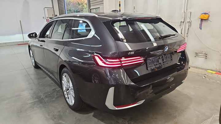 Foto 4 van BMW i5