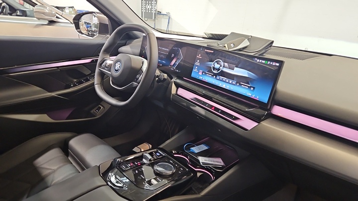 Foto 8 van BMW i5