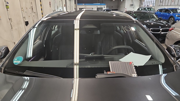 Foto 16 van BMW i5