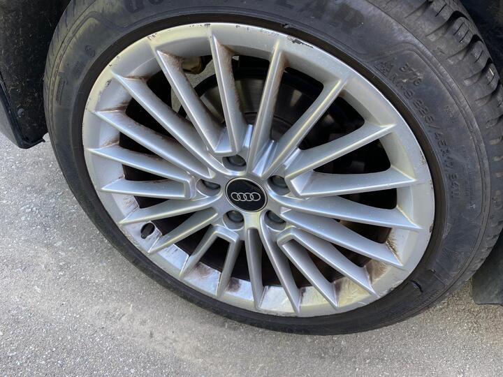 AUDI